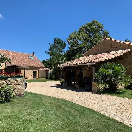 Au Coin Des Arbres - Laurier Biron (Dordogne)